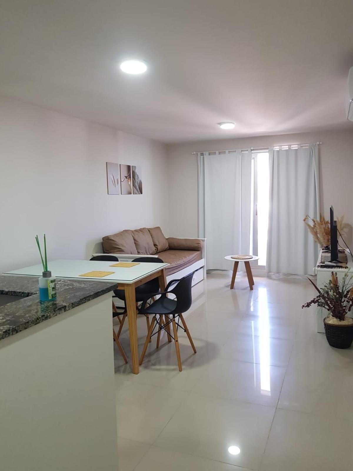 Apartamento Depto - Edificio Opera 3 - E - Solo Familiar